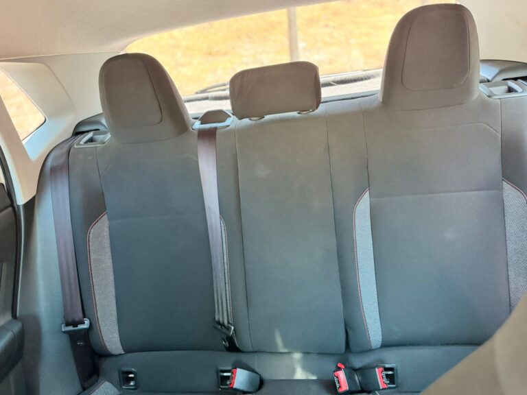 WhatsApp Image 2025-10-10 at 15.53.12